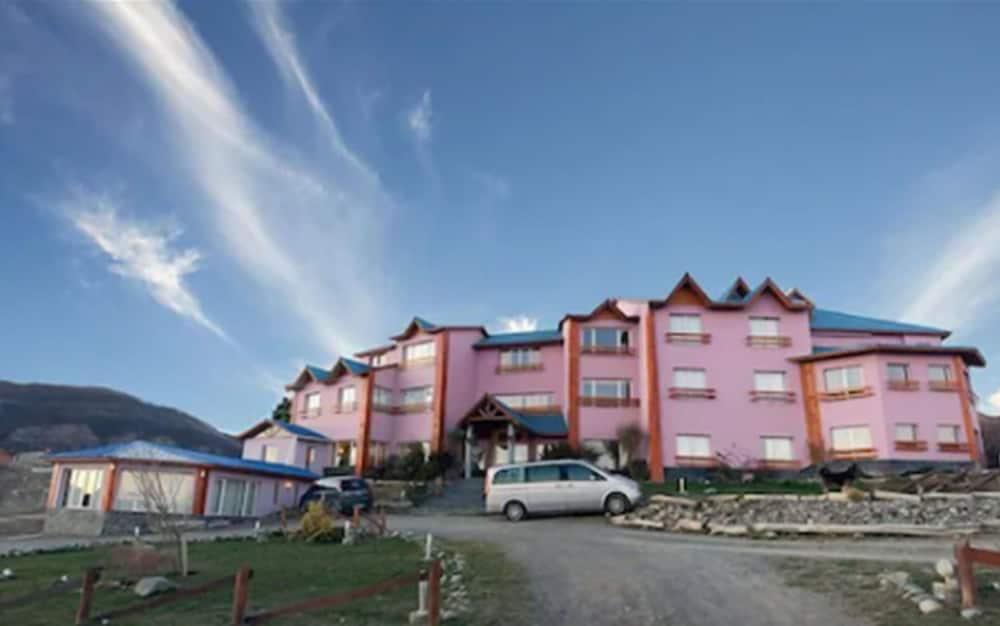 Kelta Hotel El Calafate Exterior photo